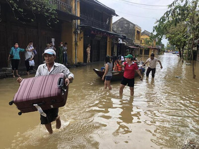 Miền Trung đón liên hoàn thiên tai gây mưa rất lớn