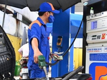 Giá xăng dầu hôm nay 11/8: Tăng mạnh tuần qua