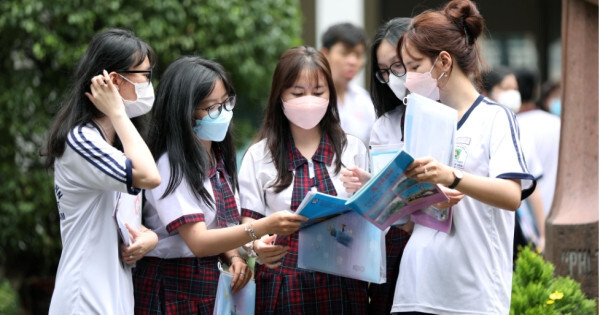 Bộ GD&ĐT yêu cầu các trường đại học rà soát tổ hợp xét tuyển không có môn chính
